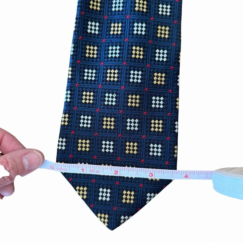 LANDS' END MEN'S TIE BLUE/GEOMETRIC WIDTH:‎ 3.75
